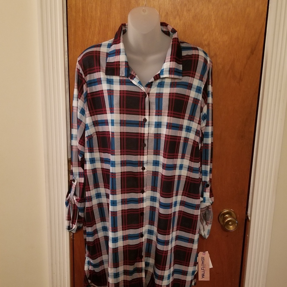 Wallflower Junior 2X Long Sleeve Flannel Shirt